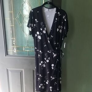 Floral Wrap Dress - Black and White